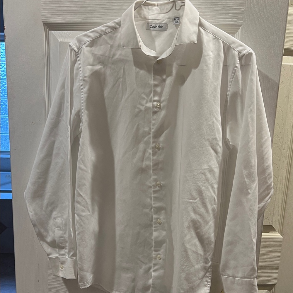 Calvin Klein  Boy’s White Dress Shirt size 18/20